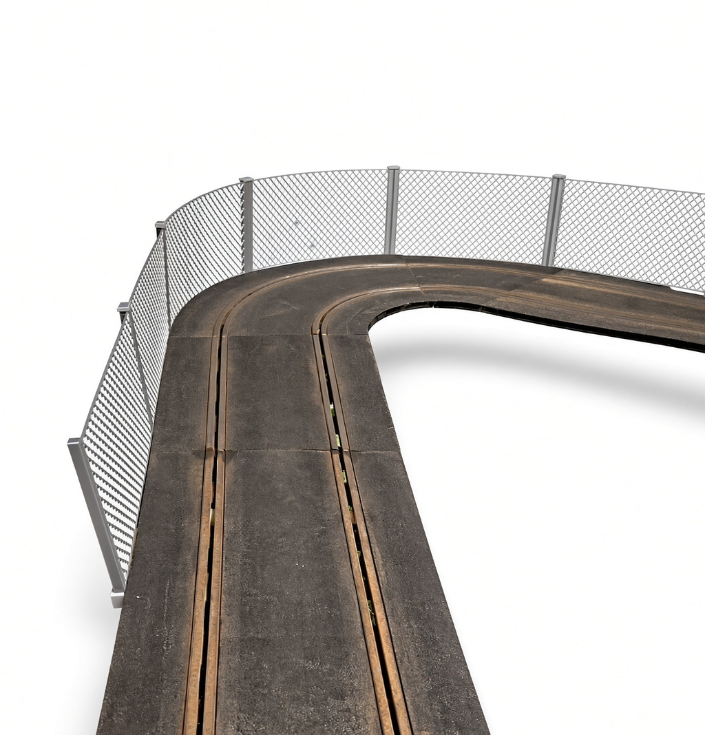 Track Fence Kit for Scalextric 1:32 – 10 Pieces (1.6m)